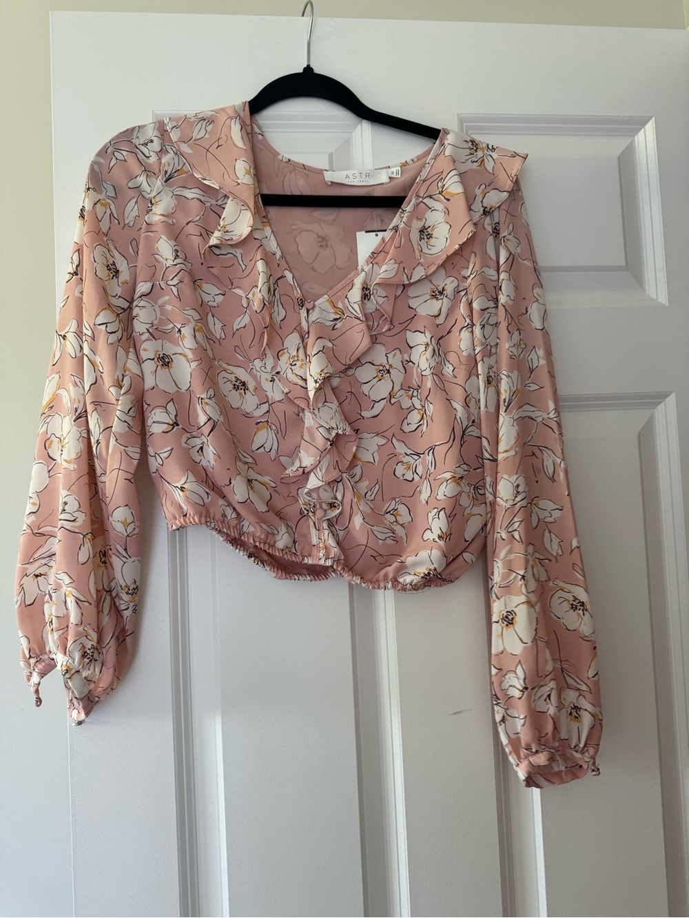 NWT ASTR Blouse